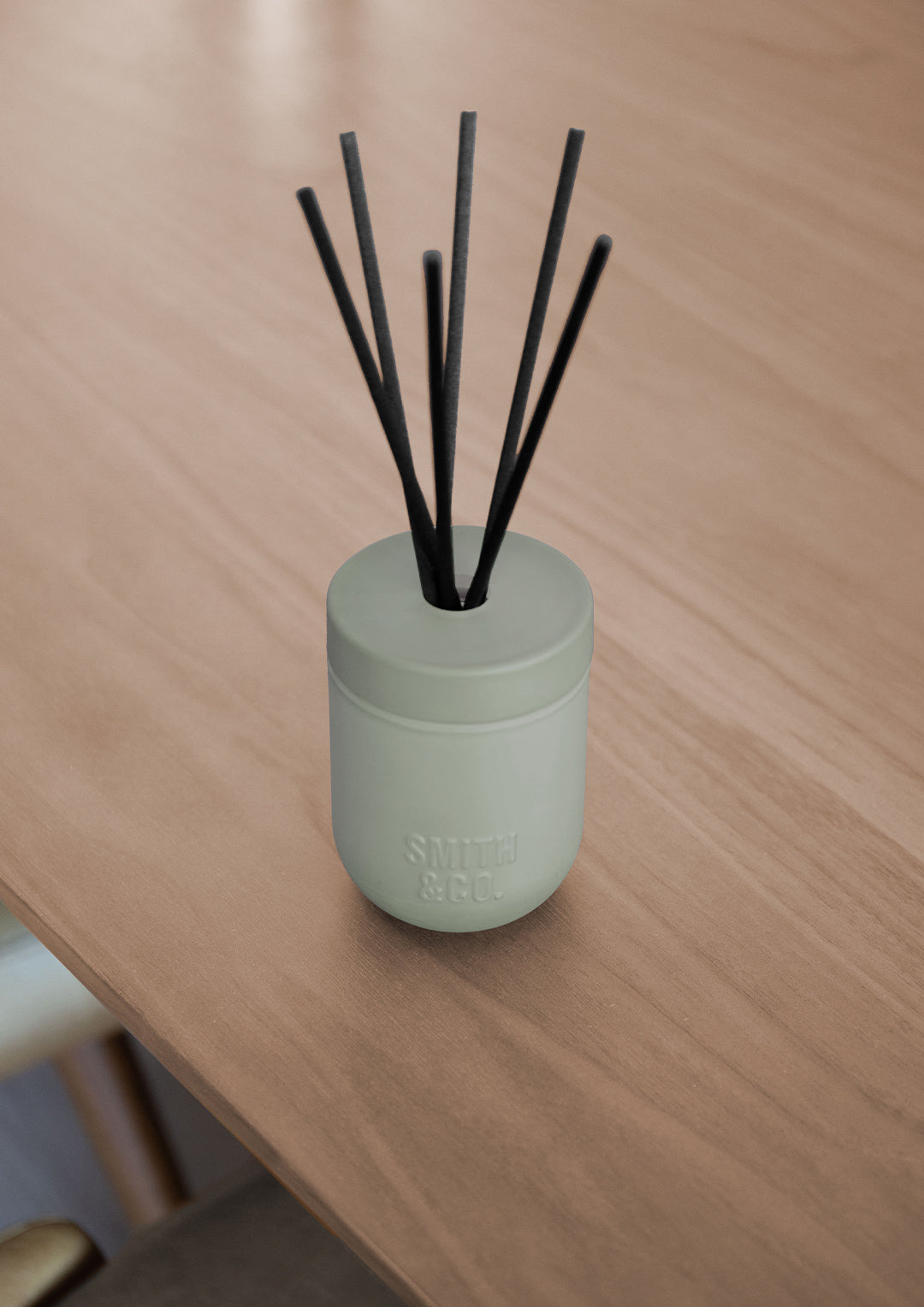 Amber & Freesia Reed Diffuser 200ml