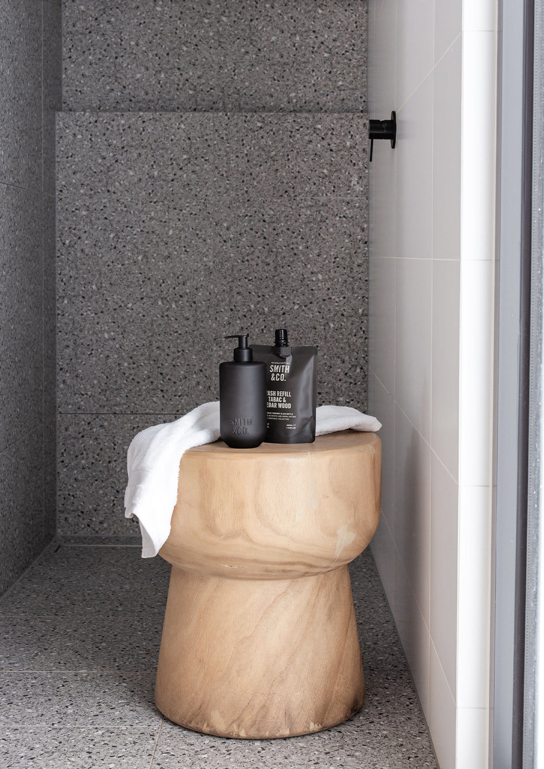 Tabac & Cedarwood Hand & Body Wash Refill 400ml