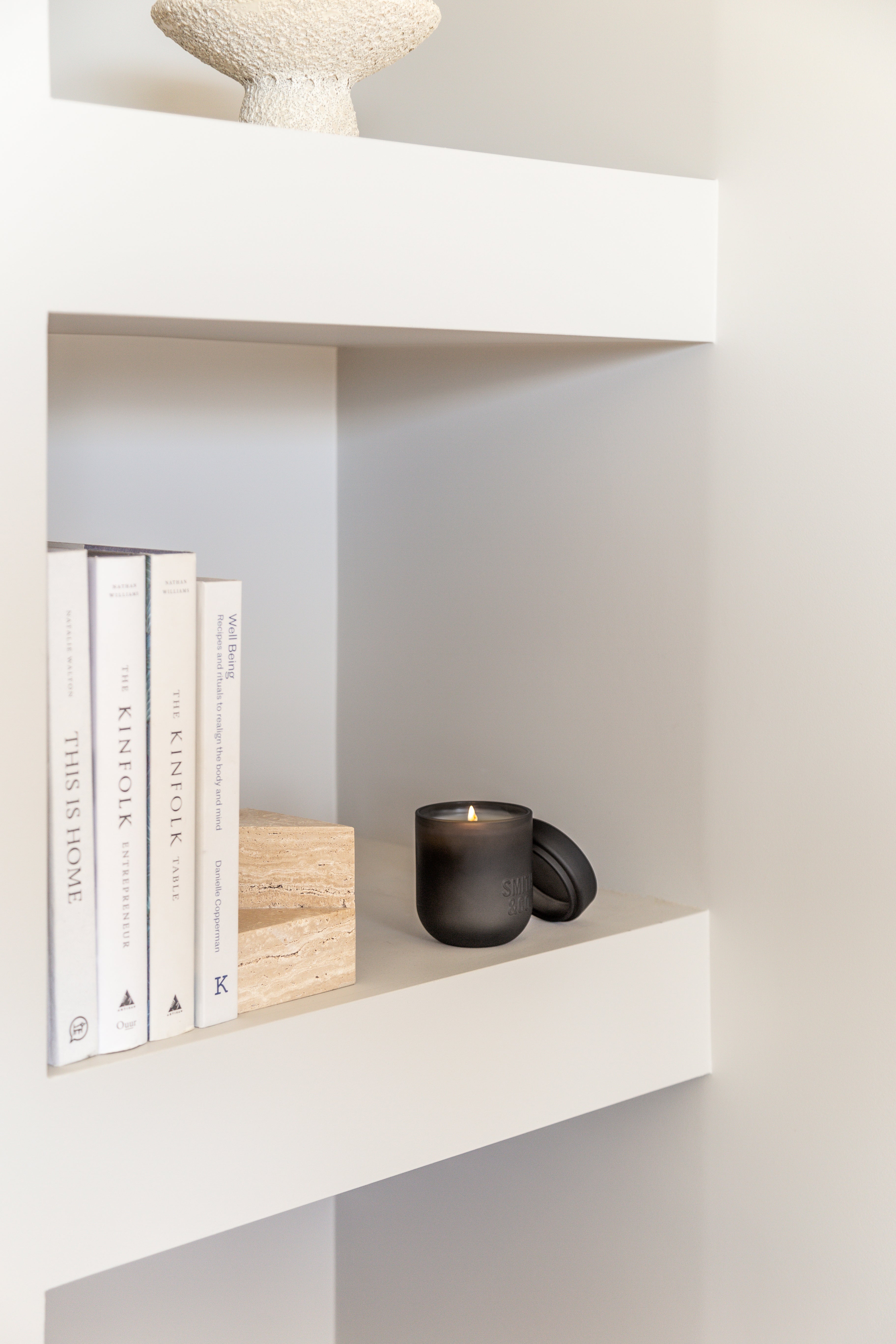 Tabac & Cedarwood Scented Candle 250gr