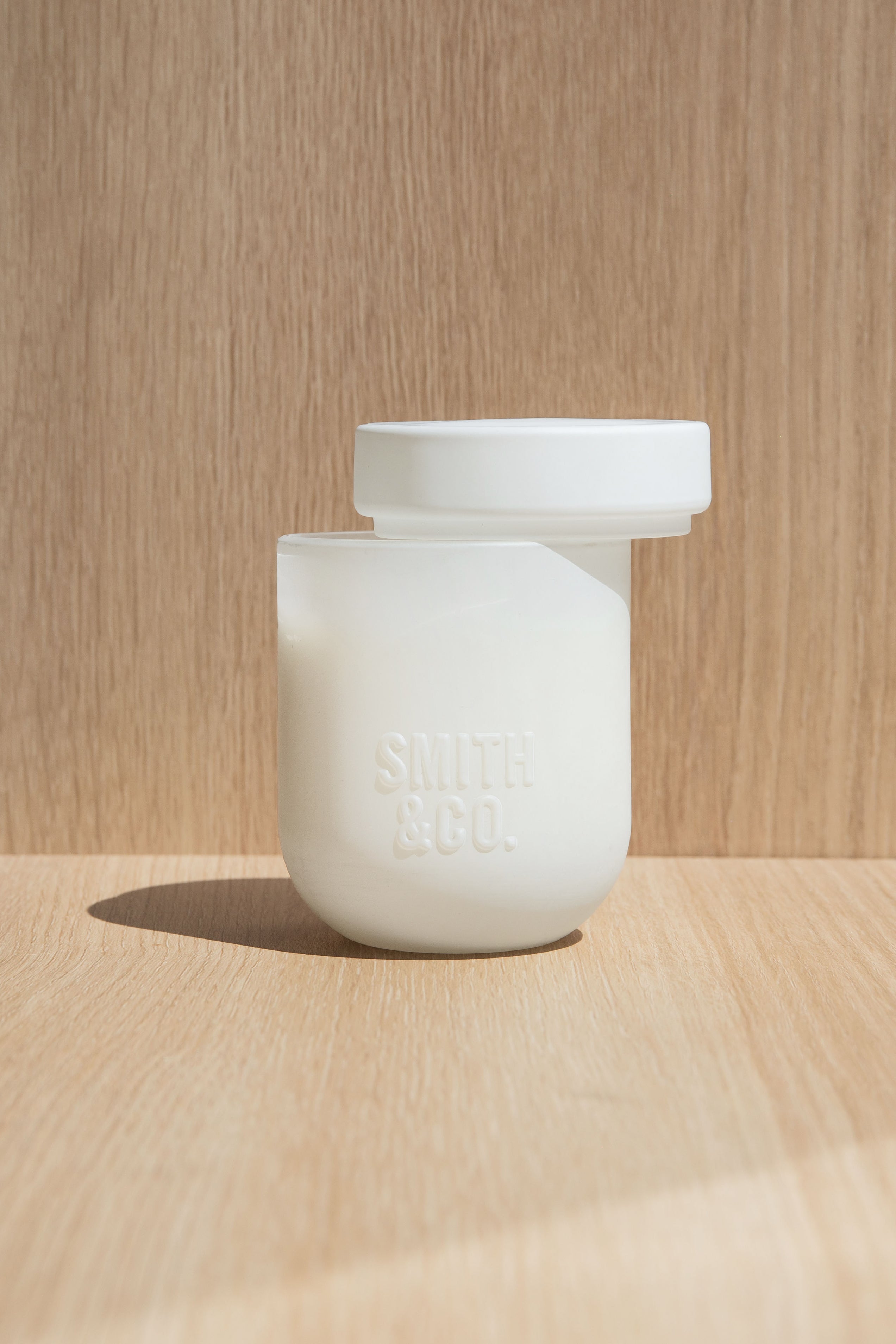 Tonka & White Musk Scented Candle 250gr