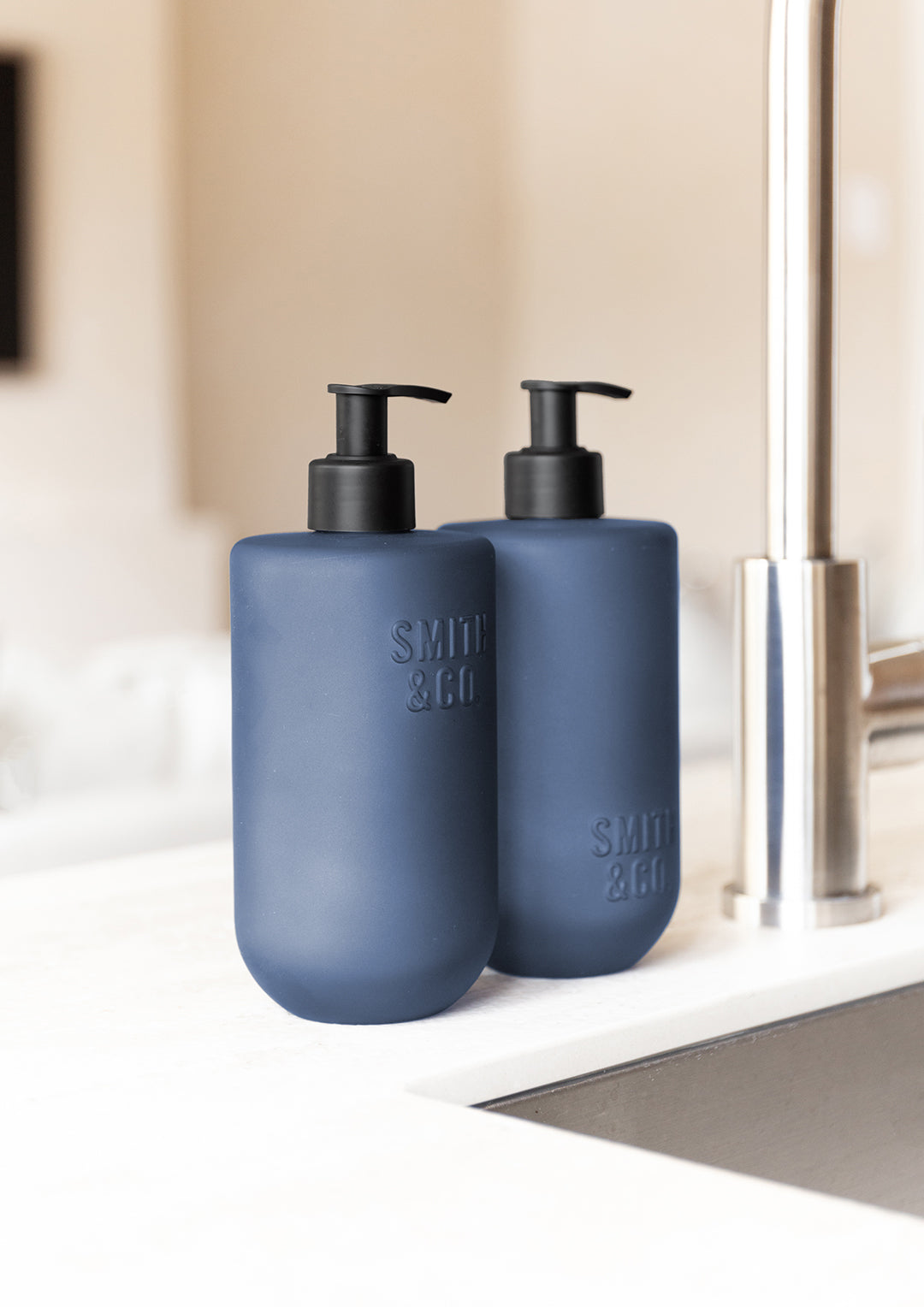 Smoked Suede & Bergamot Hand & Body Wash Refill 400ml